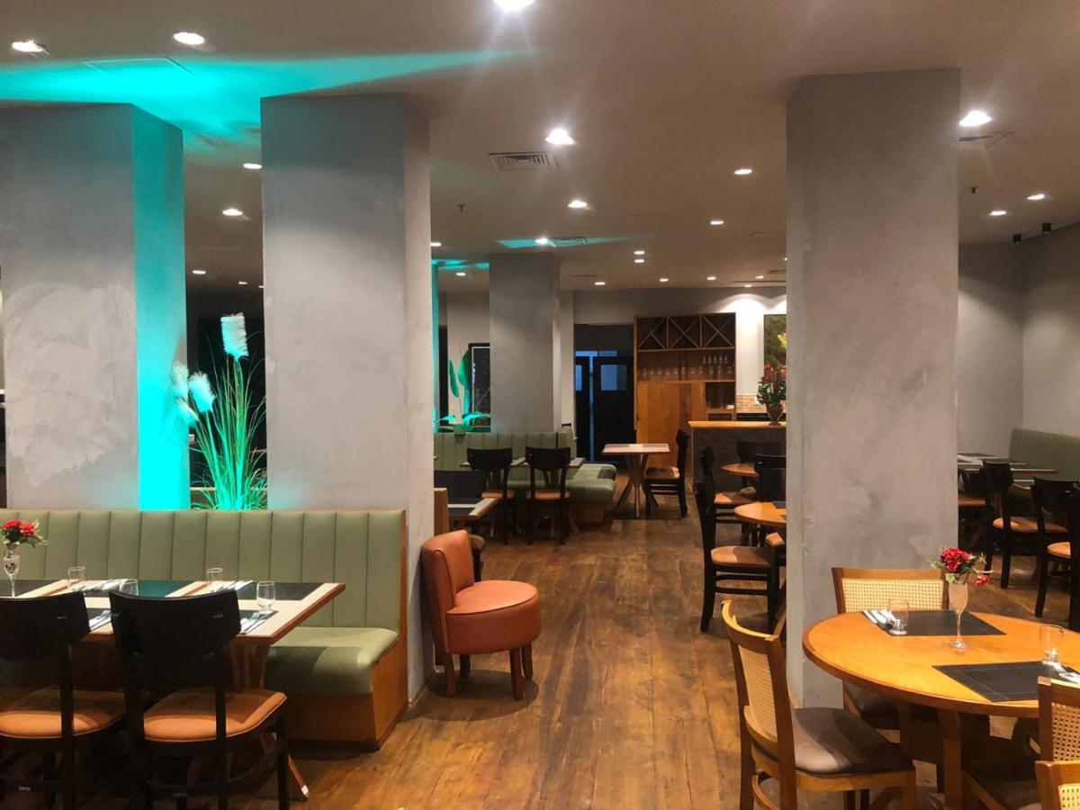 בלו הוריזונטה Apart-Hotel De Luxo Em Lourdes מראה חיצוני תמונה